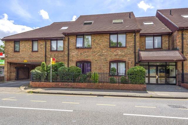 1 bed 1st Floor Flat for rent in Feltham. From Chancellors - Sunbury
