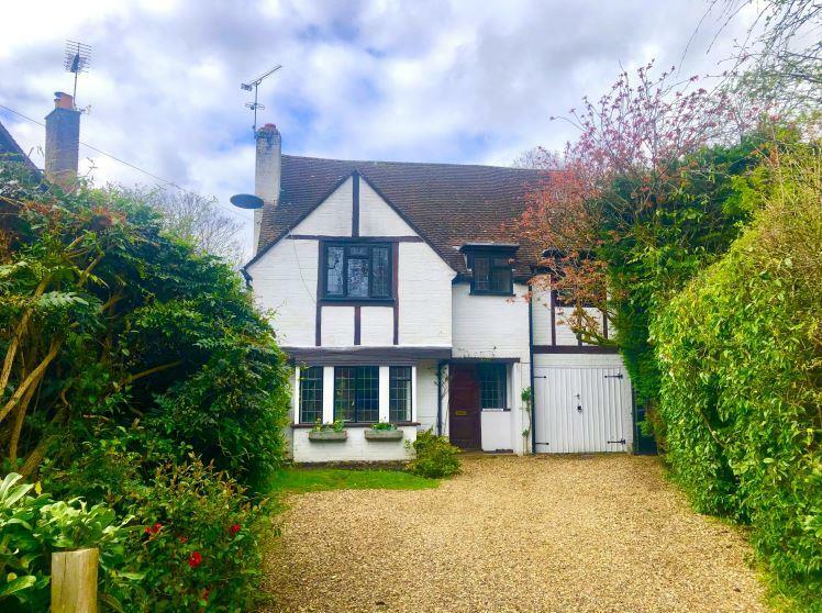 5 bed Cottage for rent in Blackwater. From Chancellors - Camberley Lettings