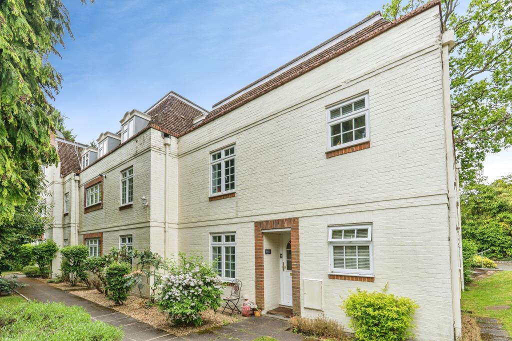 1 bed Apartment for rent in Lightwater. From Chancellors - Camberley Lettings