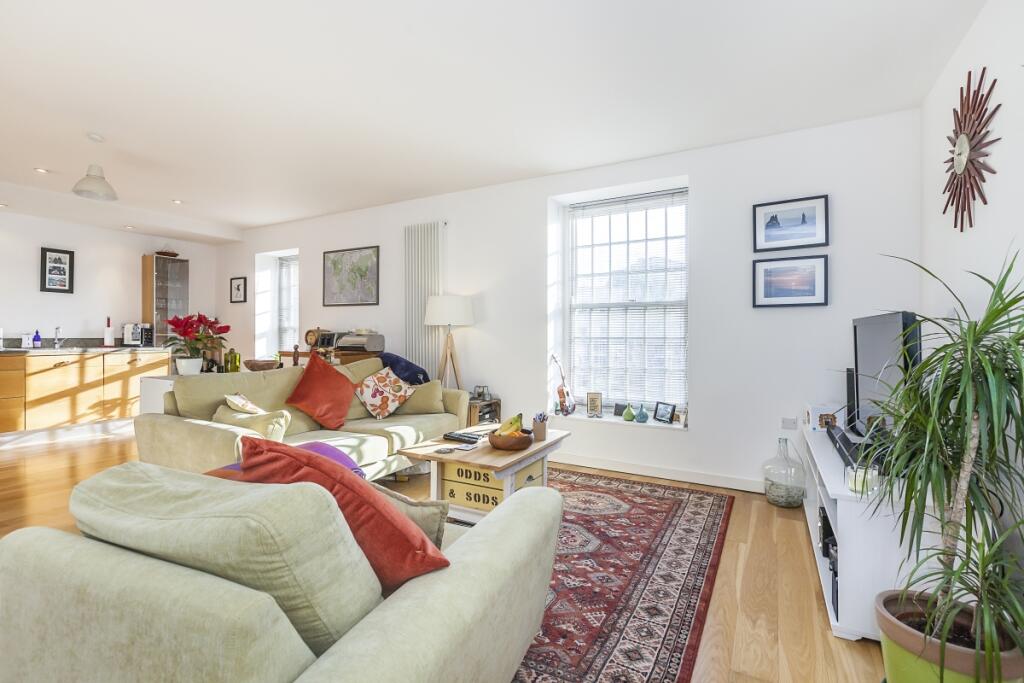 2 bed Apartment for rent in Greenwich. From Urban Spaces