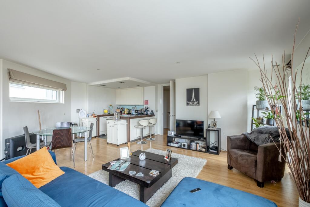 2 bed Apartment for rent in Bermondsey. From Urban Spaces 2 bed Apartment for rent in Bermondsey. From Urban Spaces