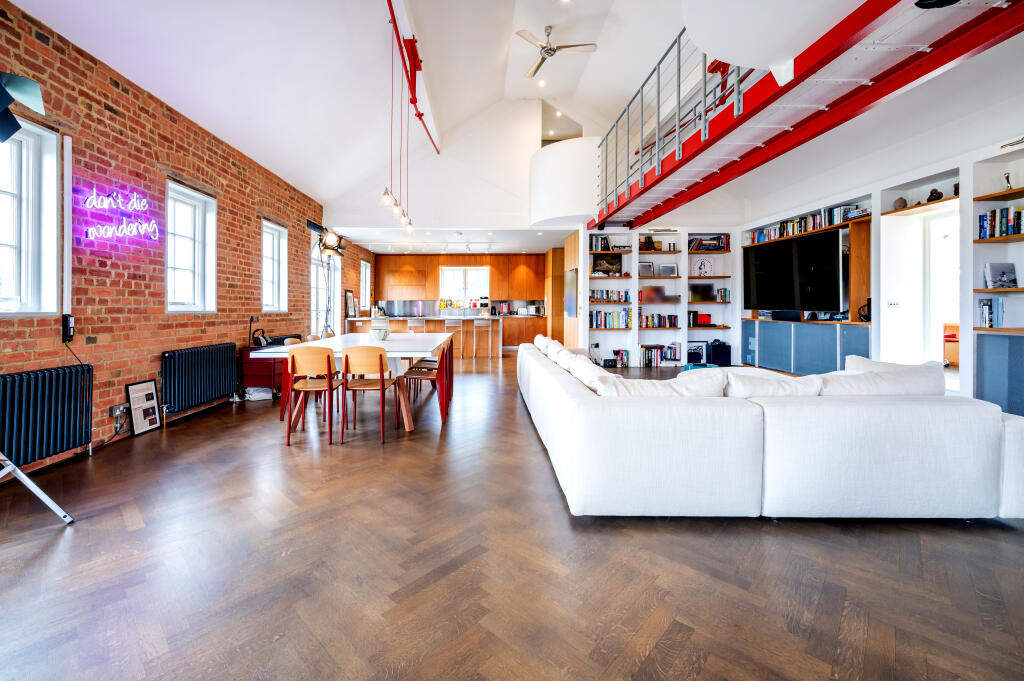 3 bed Apartment for rent in Battersea. From Urban Spaces 3 bed Apartment for rent in Battersea. From Urban Spaces