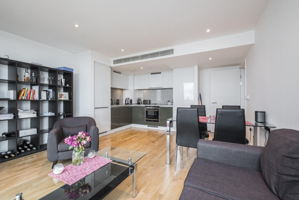 1 bed Apartment for rent in Poplar. From Urban Spaces