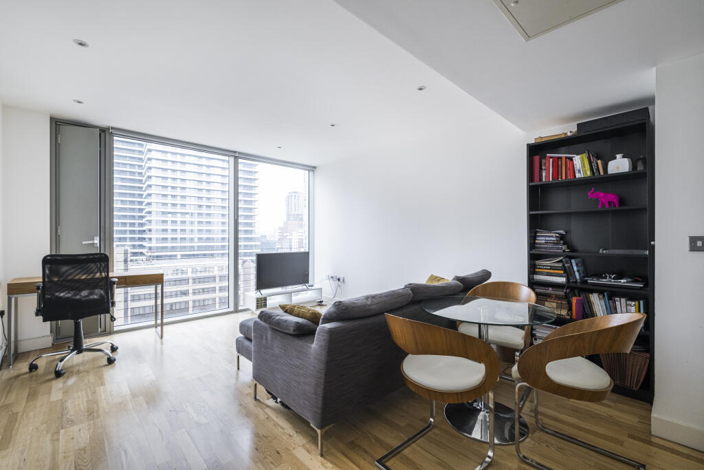1 bed Apartment for rent in Poplar. From Urban Spaces 1 bed Apartment for rent in Poplar. From Urban Spaces