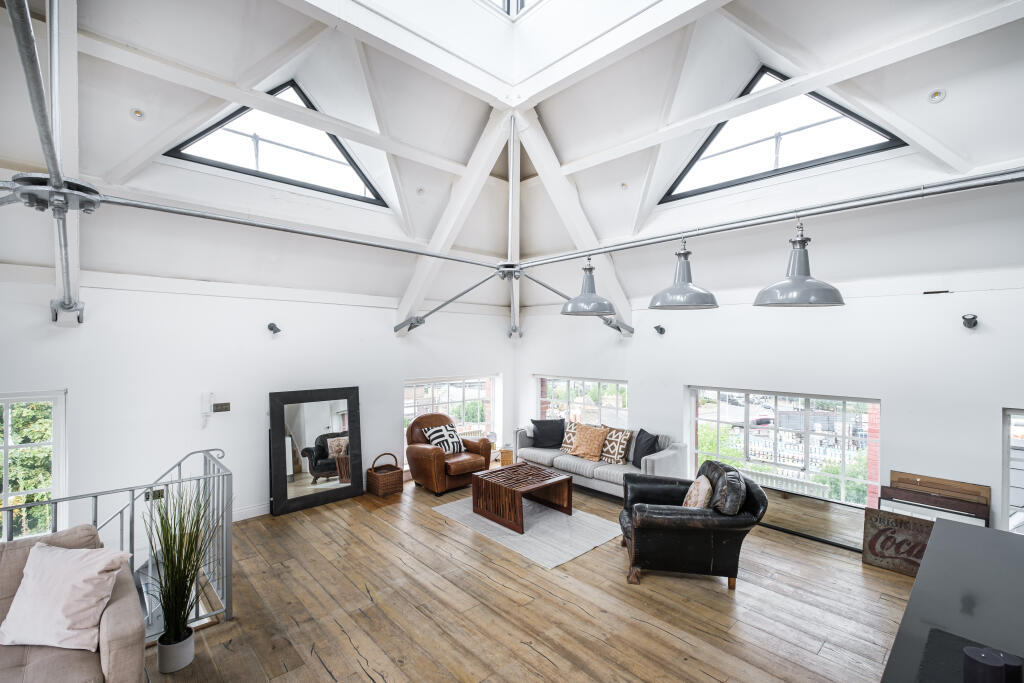 2 bed Apartment for rent in Chiswick. From Urban Spaces