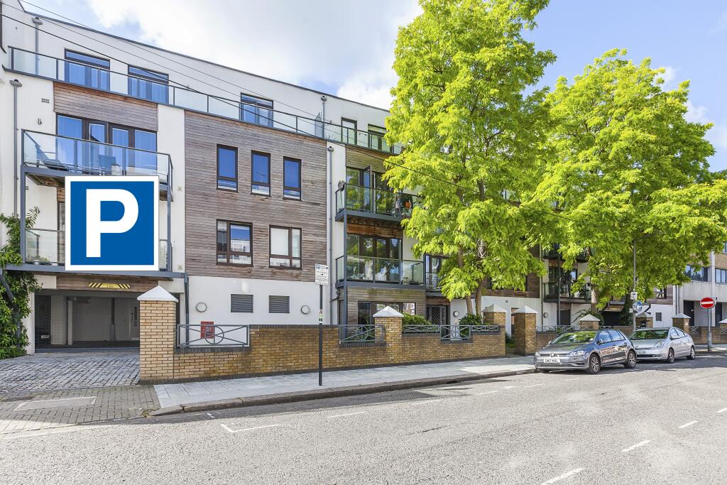4 bed Car Parking for rent in Wandsworth. From Urban Spaces