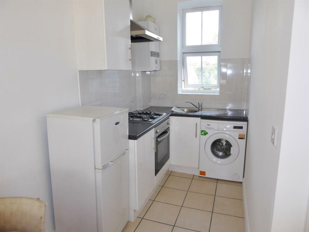 1 bed Apartment for rent in Merton. From Time2Move Tooting