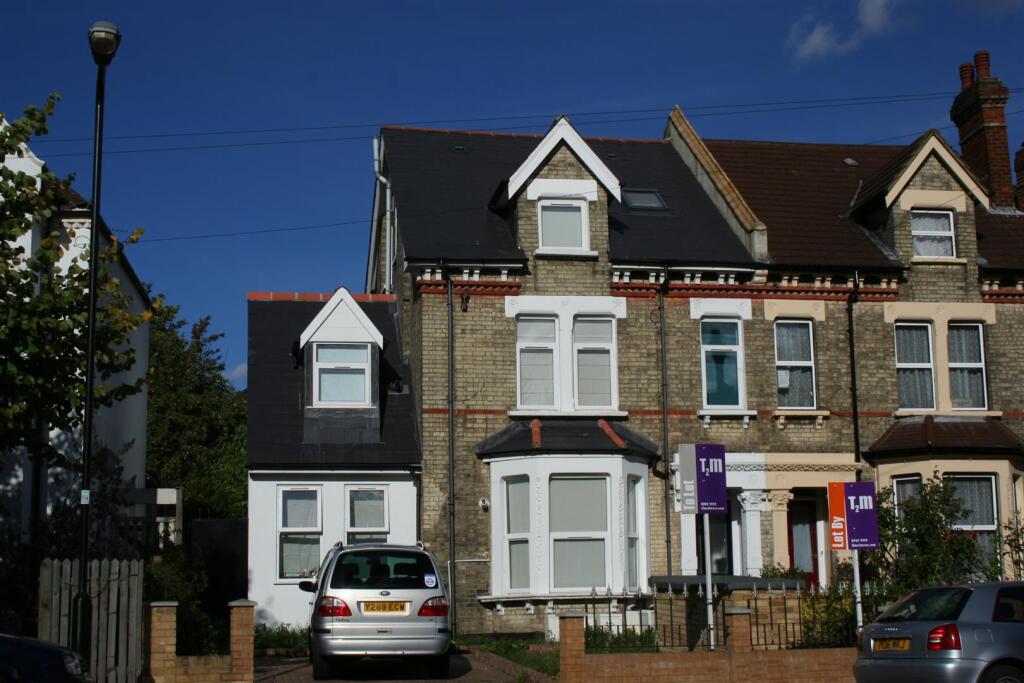 2 bed 1st Floor Flat for rent in Streatham. From Time2Move - Tooting