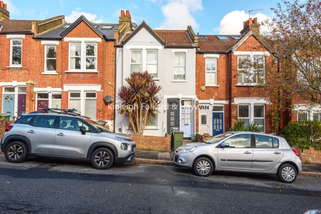 1 bed 1st Floor Flat for rent in London. From Kinleigh Folkard & Hayward - Sales - East Dulwich 1 bed 1st Floor Flat for rent in London. From Kinleigh Folkard & Hayward - Sales - East Dulwich