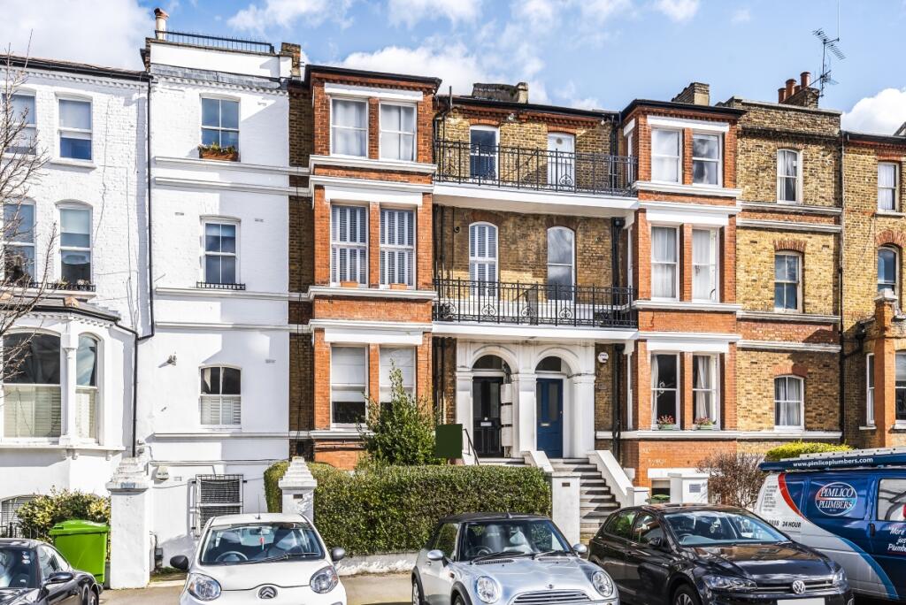 2 bed 1st Floor Flat for rent in London. From Kinleigh Folkard & Hayward - Sales - East Dulwich