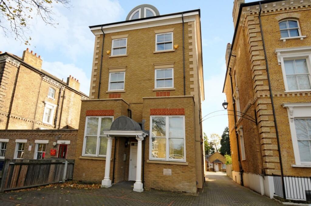 2 bed 1st Floor Flat for rent in London. From Kinleigh Folkard & Hayward - Sales - East Dulwich 2 bed 1st Floor Flat for rent in London. From Kinleigh Folkard & Hayward - Sales - East Dulwich