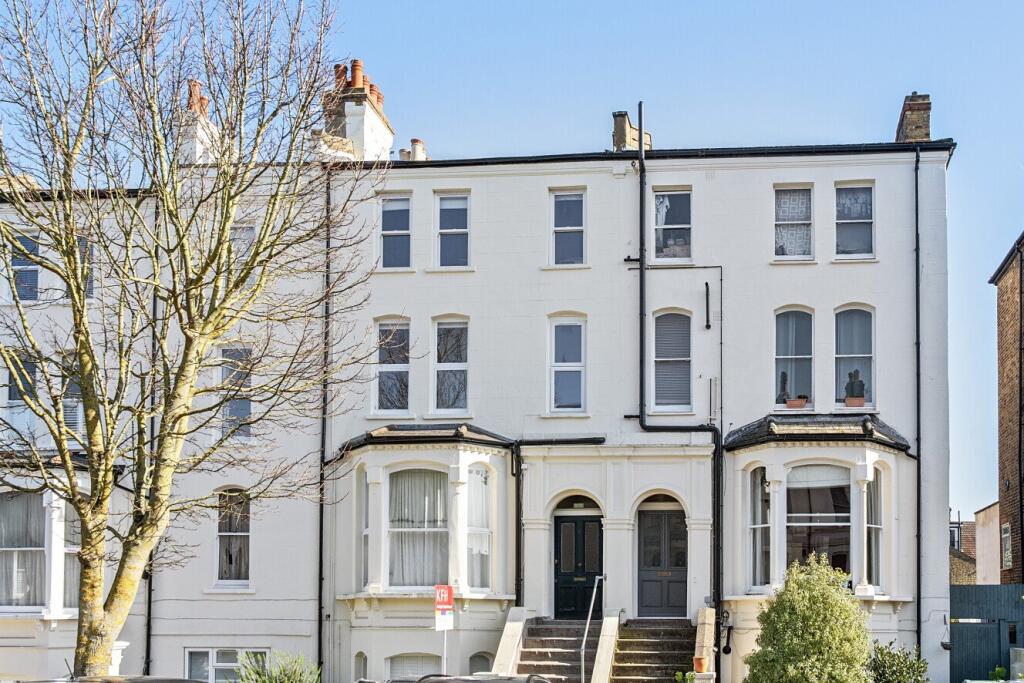 2 bed 1st Floor Flat for rent in London. From Kinleigh Folkard & Hayward - Sales - East Dulwich 2 bed 1st Floor Flat for rent in London. From Kinleigh Folkard & Hayward - Sales - East Dulwich