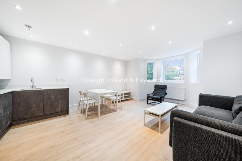 3 bed 1st Floor Flat for rent in Streatham. From Kinleigh Folkard & Hayward - Sales - East Dulwich