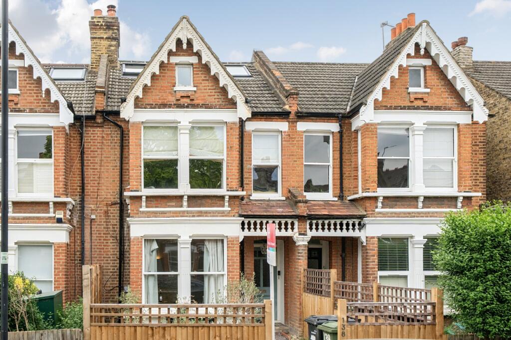 3 bed Annexe for rent in London. From Kinleigh Folkard & Hayward - Sales - East Dulwich