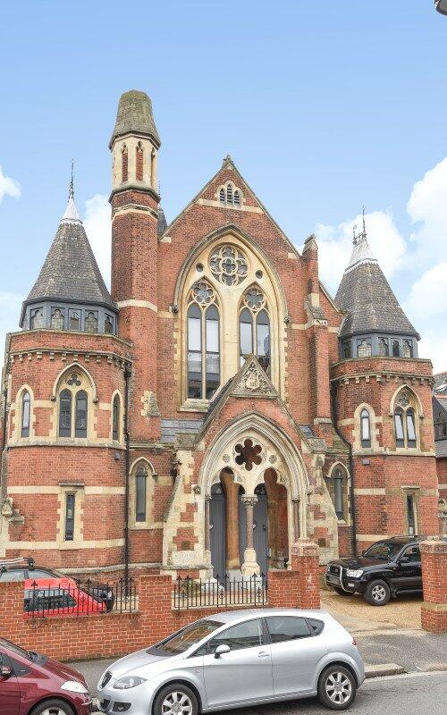 1 bed 1st Floor Flat for rent in London. From Kinleigh Folkard & Hayward - Sales - East Dulwich 1 bed 1st Floor Flat for rent in London. From Kinleigh Folkard & Hayward - Sales - East Dulwich