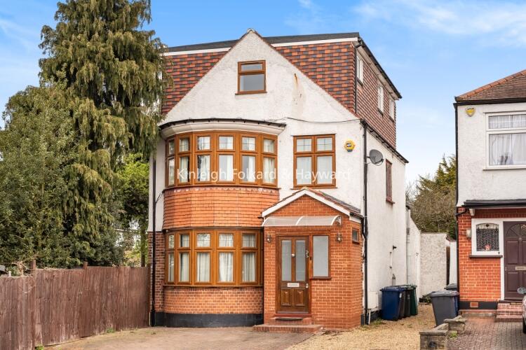 6 bed Detached House for rent in Friern Barnet. From Kinleigh Folkard and Hayward Finchley - Sales and Lettings