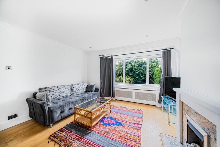 1 bed Apartment for rent in Friern Barnet. From Kinleigh Folkard and Hayward Finchley - Sales and Lettings