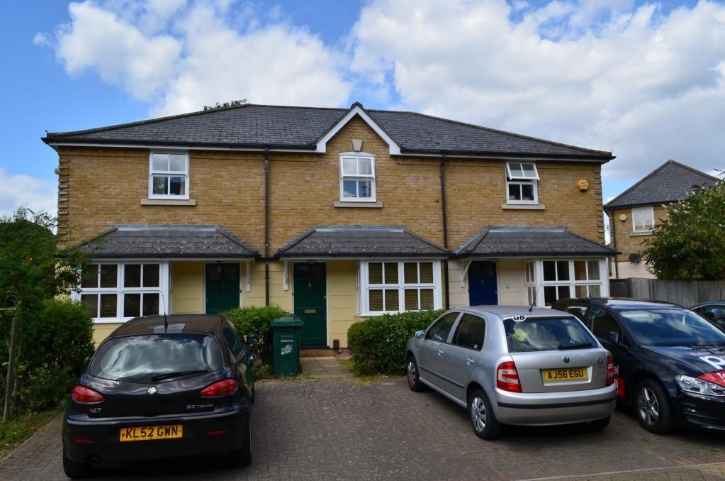 2 bed Detached House for rent in Friern Barnet. From Kinleigh Folkard and Hayward Finchley - Sales and Lettings