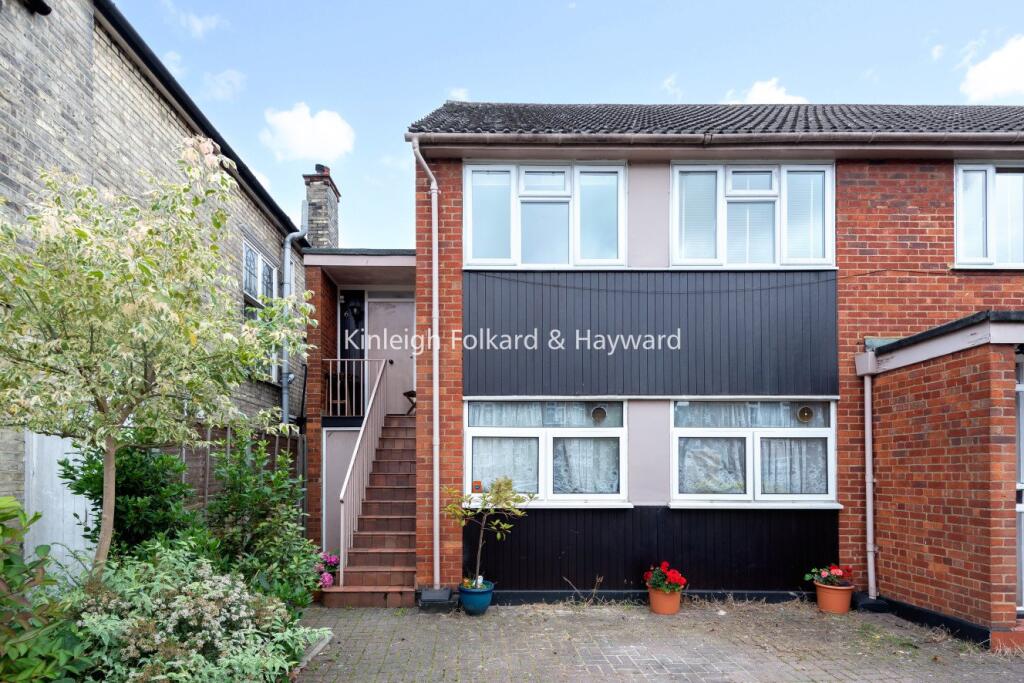 2 bed 1st Floor Flat for rent in London. From Kinleigh Folkard & Hayward - Sales - Finchley