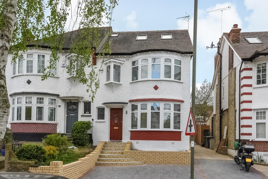 4 bed Semi Detached for rent in London. From Kinleigh Folkard & Hayward - Sales - Finchley