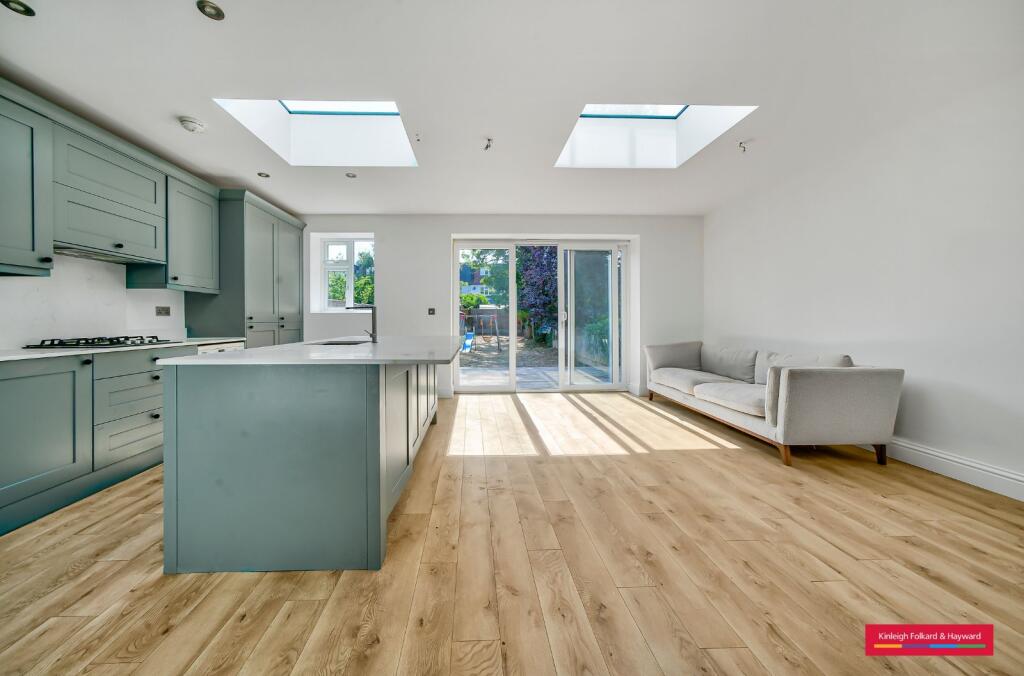 3 bed Semi Detached for rent in Friern Barnet. From Kinleigh Folkard & Hayward - Sales - Finchley 3 bed Semi Detached for rent in Friern Barnet. From Kinleigh Folkard & Hayward - Sales - Finchley