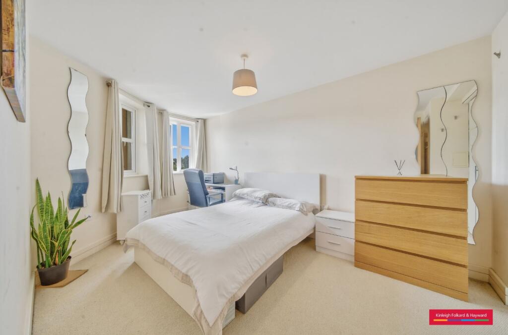 1 bed 1st Floor Flat for rent in Hendon. From Kinleigh Folkard & Hayward - Sales - Finchley