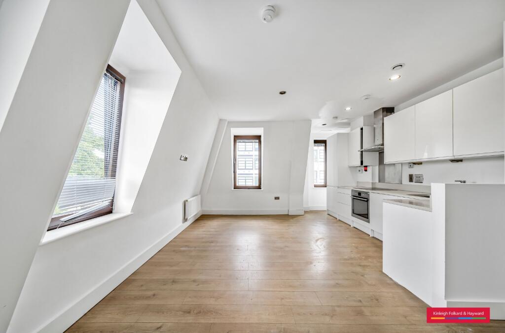 2 bed 1st Floor Flat for rent in Edmonton. From Kinleigh Folkard & Hayward - Sales - Finchley
