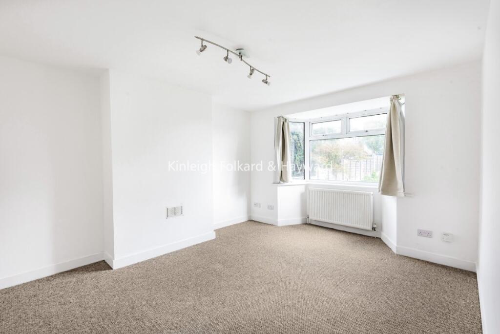 2 bed 1st Floor Flat for rent in Friern Barnet. From Kinleigh Folkard & Hayward - Sales - Finchley