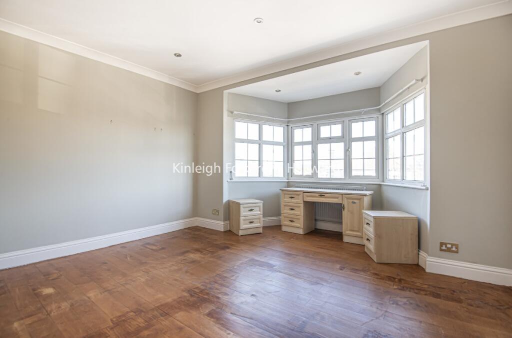 5 bed Detached for rent in London. From Kinleigh Folkard & Hayward - Sales - Finchley