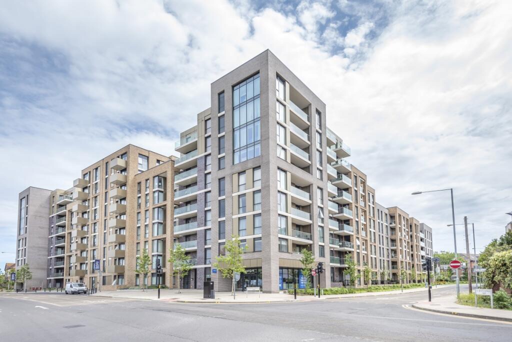 2 bed Apartment for rent in Kingston upon Thames. From Kinleigh Folkard & Hayward - Kingston