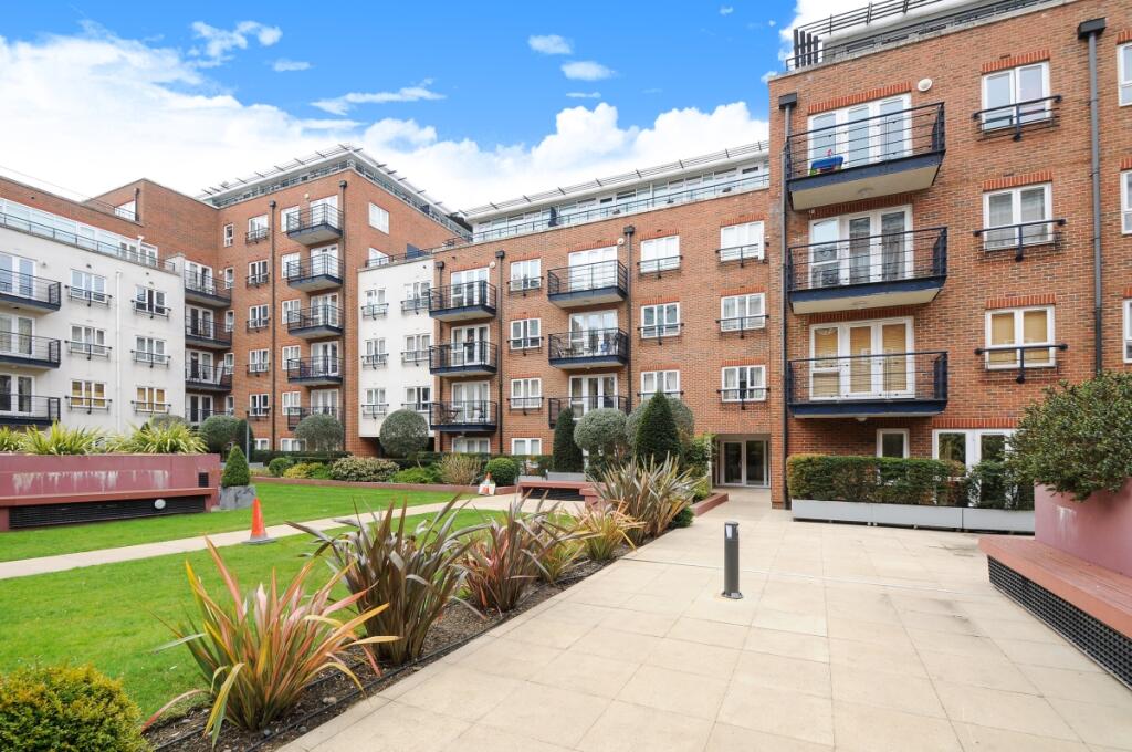 1 bed Apartment for rent in Kingston upon Thames. From Kinleigh Folkard & Hayward - Kingston