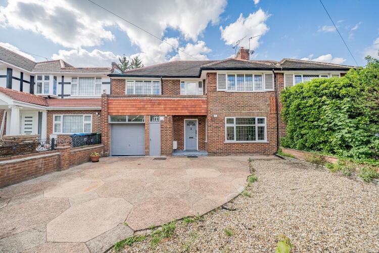 5 bed Detached House for rent in London. From Kinleigh Folkard & Hayward - Kingston