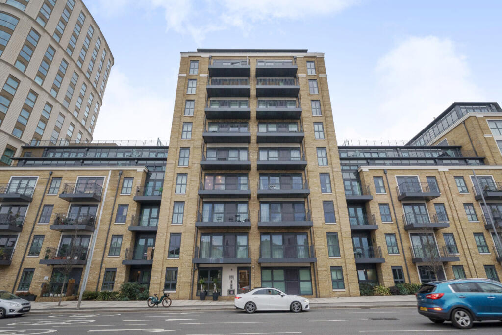 1 bed 1st Floor Flat for rent in Kingston upon Thames. From Kinleigh Folkard & Hayward - Sales - Kingston Upon Thames