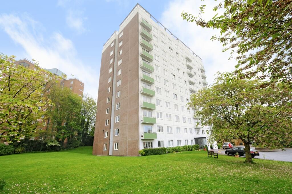 2 bed 1st Floor Flat for rent in Kingston upon Thames. From Kinleigh Folkard & Hayward - Sales - Kingston Upon Thames