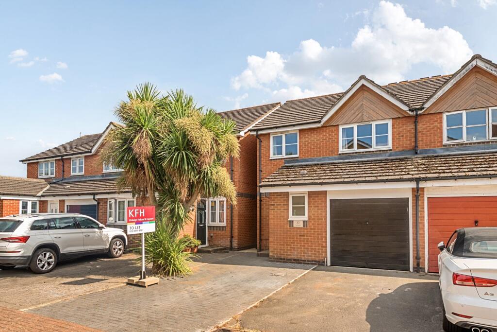3 bed Semi Detached for rent in New Malden. From Kinleigh Folkard & Hayward - Sales - Kingston Upon Thames 3 bed Semi Detached for rent in New Malden. From Kinleigh Folkard & Hayward - Sales - Kingston Upon Thames