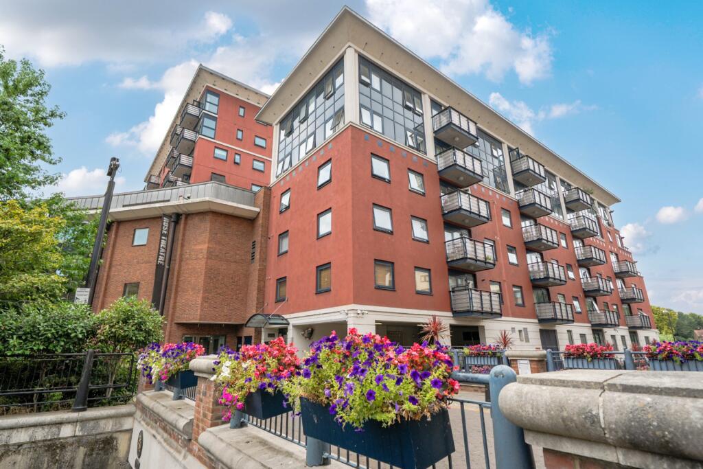 1 bed 1st Floor Flat for rent in Kingston upon Thames. From Kinleigh Folkard & Hayward - Sales - Kingston Upon Thames 1 bed 1st Floor Flat for rent in Kingston upon Thames. From Kinleigh Folkard & Hayward - Sales - Kingston Upon Thames
