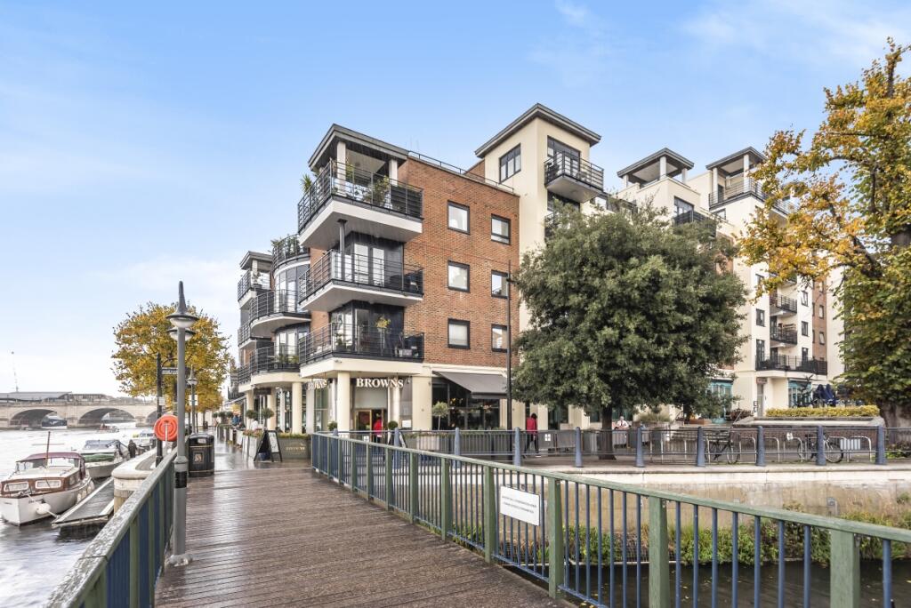 2 bed 1st Floor Flat for rent in Kingston upon Thames. From Kinleigh Folkard & Hayward - Sales - Kingston Upon Thames
