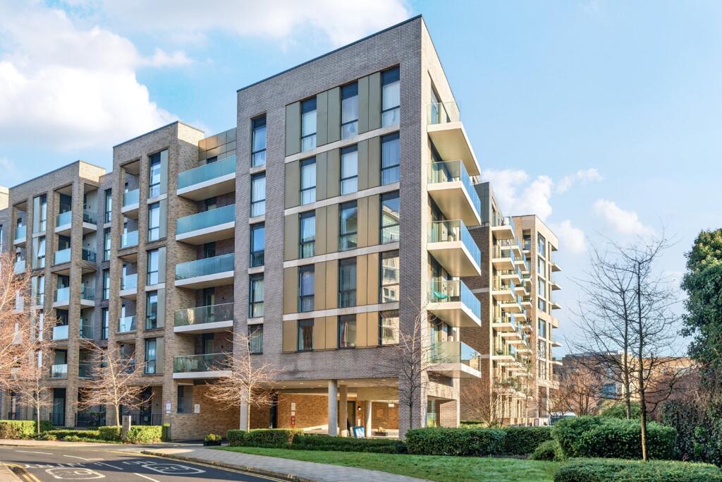 2 bed 1st Floor Flat for rent in Kingston upon Thames. From Kinleigh Folkard & Hayward - Sales - Kingston Upon Thames
