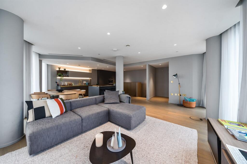 3 bed Apartment for rent in Greenwich. From Greenwich Peninsula Sales - London - Sales 3 bed Apartment for rent in Greenwich. From Greenwich Peninsula Sales - London - Sales