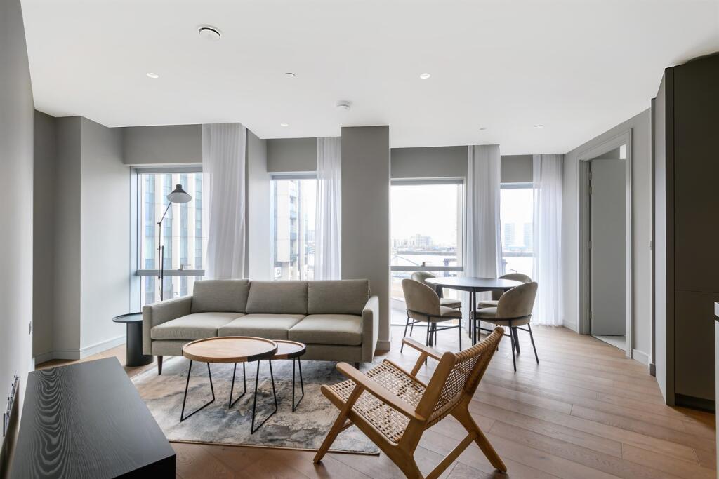 3 bed Apartment for rent in Greenwich. From Greenwich Peninsula Sales - London - Sales 3 bed Apartment for rent in Greenwich. From Greenwich Peninsula Sales - London - Sales