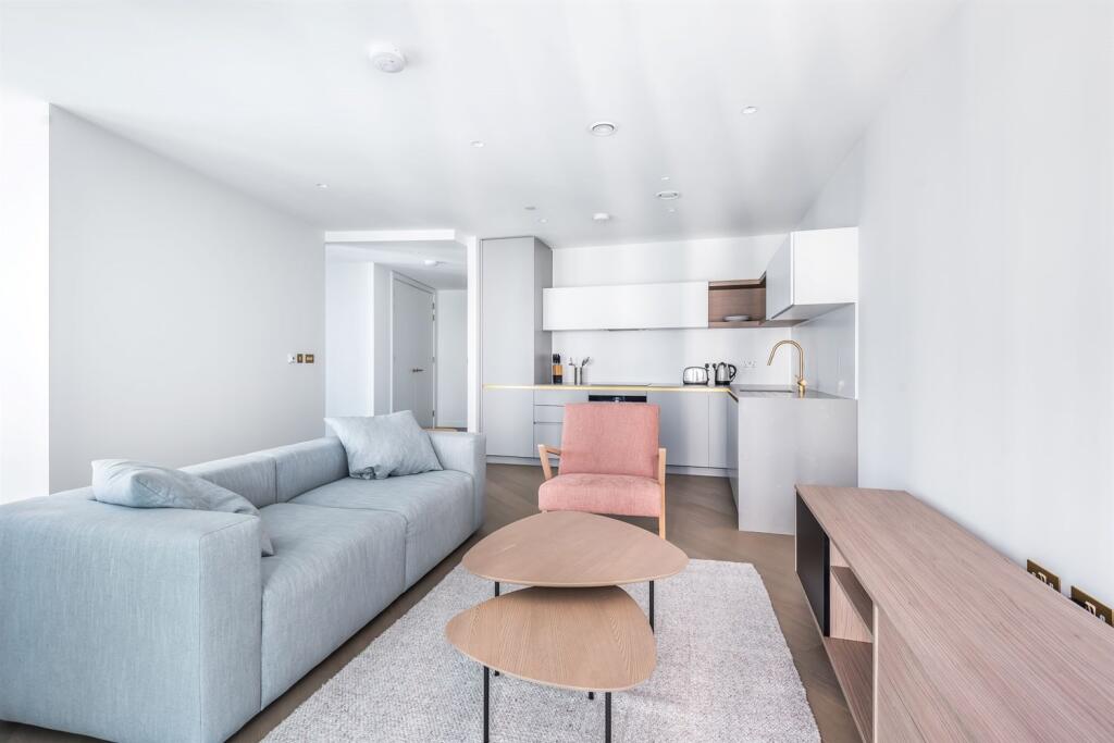 2 bed Apartment for rent in Greenwich. From Greenwich Peninsula Sales - London - Sales 2 bed Apartment for rent in Greenwich. From Greenwich Peninsula Sales - London - Sales