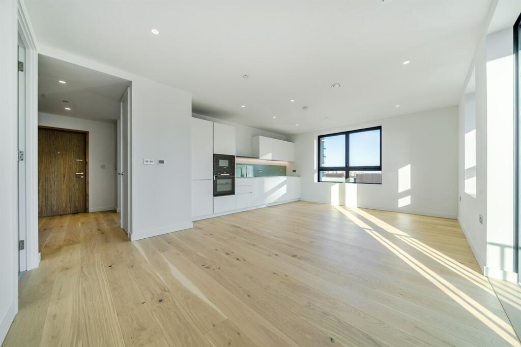 2 bed Apartment for rent in Greenwich. From Greenwich Peninsula Sales - London - Sales
