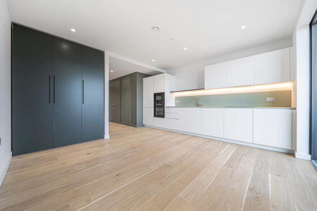 0 bed Apartment for rent in Greenwich. From Greenwich Peninsula Sales - London - Sales