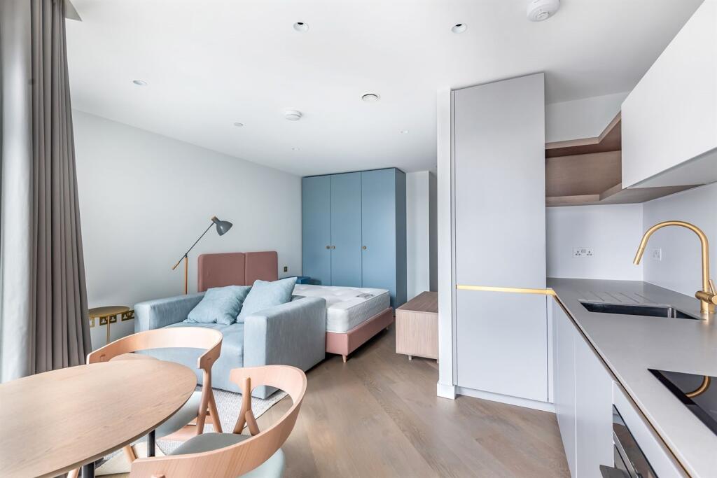 0 bed Apartment for rent in Greenwich. From Greenwich Peninsula Sales - London - Sales