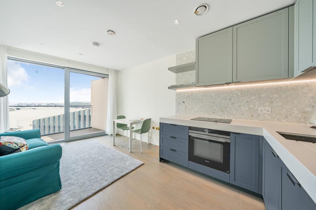 1 bed Apartment for rent in Greenwich. From Greenwich Peninsula Sales - London - Sales 1 bed Apartment for rent in Greenwich. From Greenwich Peninsula Sales - London - Sales