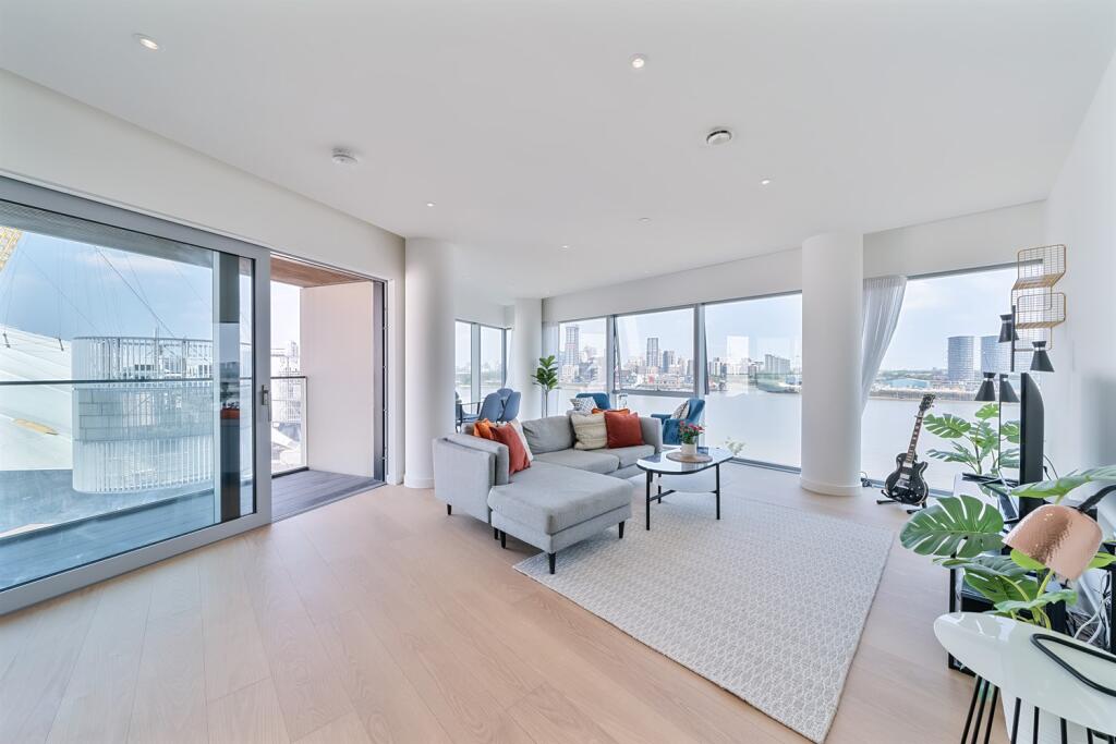 3 bed Apartment for rent in Greenwich. From Greenwich Peninsula Sales - London - Sales