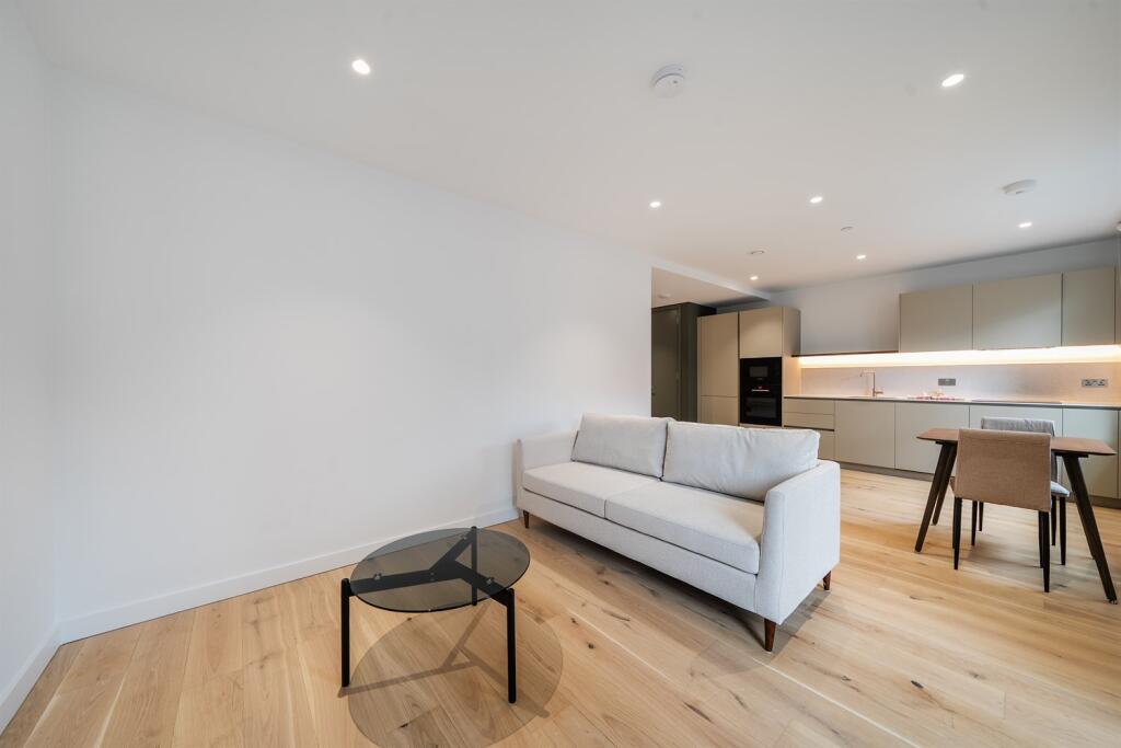 1 bed Apartment for rent in Greenwich. From Greenwich Peninsula Sales - London - Sales 1 bed Apartment for rent in Greenwich. From Greenwich Peninsula Sales - London - Sales