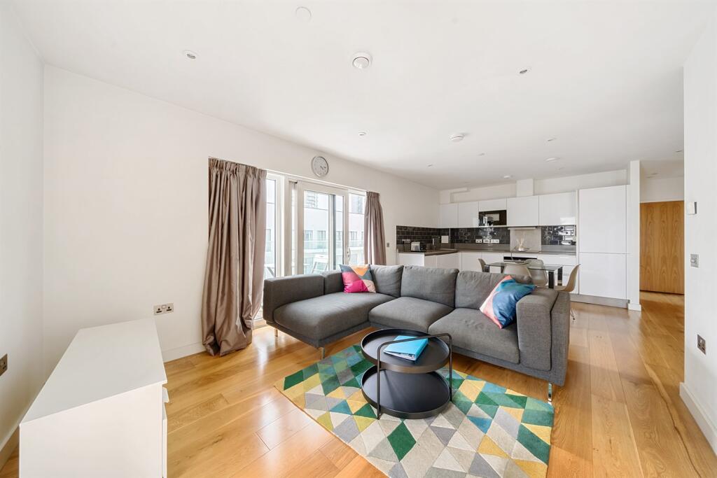 2 bed Apartment for rent in Greenwich. From Greenwich Peninsula Sales - London - Sales 2 bed Apartment for rent in Greenwich. From Greenwich Peninsula Sales - London - Sales