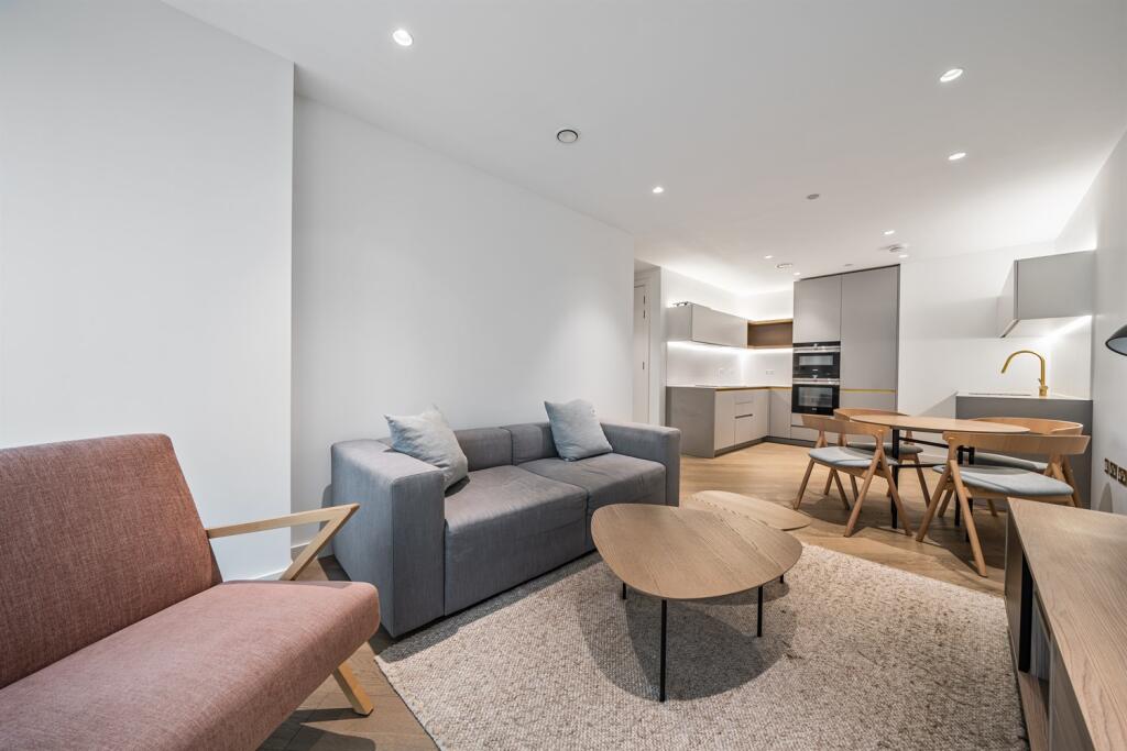 2 bed Apartment for rent in Greenwich. From Greenwich Peninsula Sales - London - Sales 2 bed Apartment for rent in Greenwich. From Greenwich Peninsula Sales - London - Sales