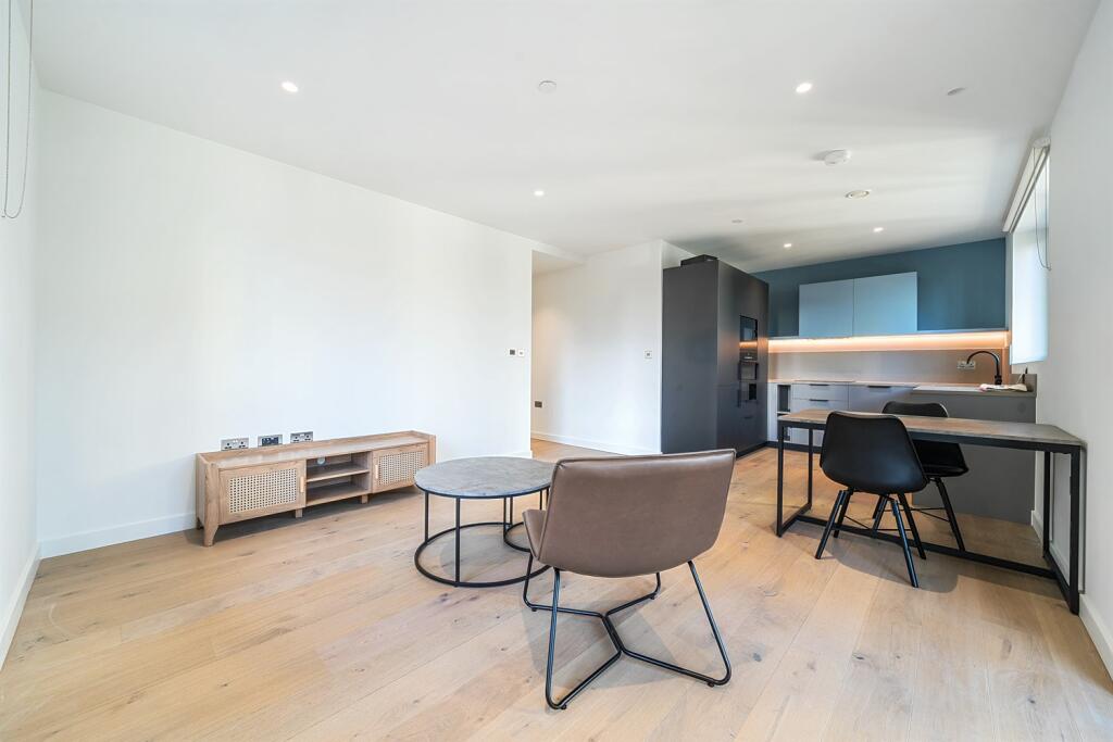 1 bed Apartment for rent in Greenwich. From Greenwich Peninsula Sales - London - Sales 1 bed Apartment for rent in Greenwich. From Greenwich Peninsula Sales - London - Sales